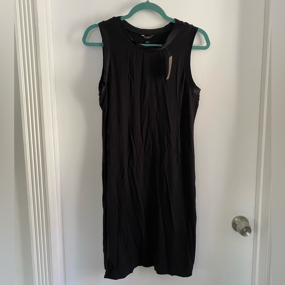 Ann Taylor Elegant Black Sleeveless Dress size medium